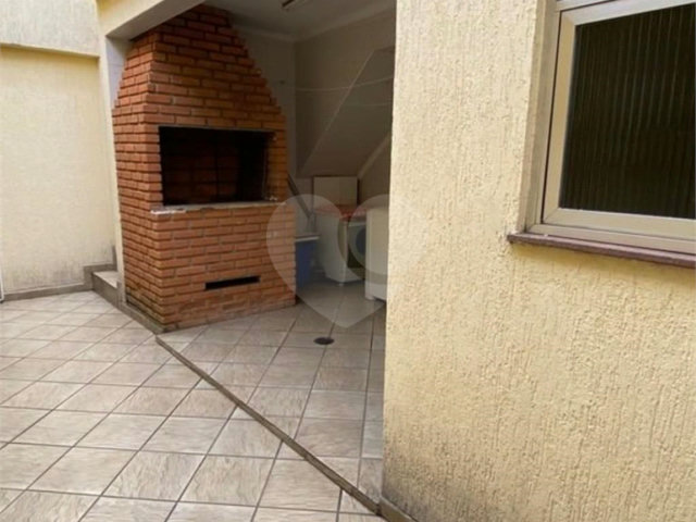 Sobrado à venda com 3 quartos, sendo 1 suíte,  no Brasilândia, São Paulo, SP