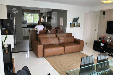 Apartamento à venda com 3 quartos, sendo 1 suíte, em Jardim Ampliação, São Paulo, SP