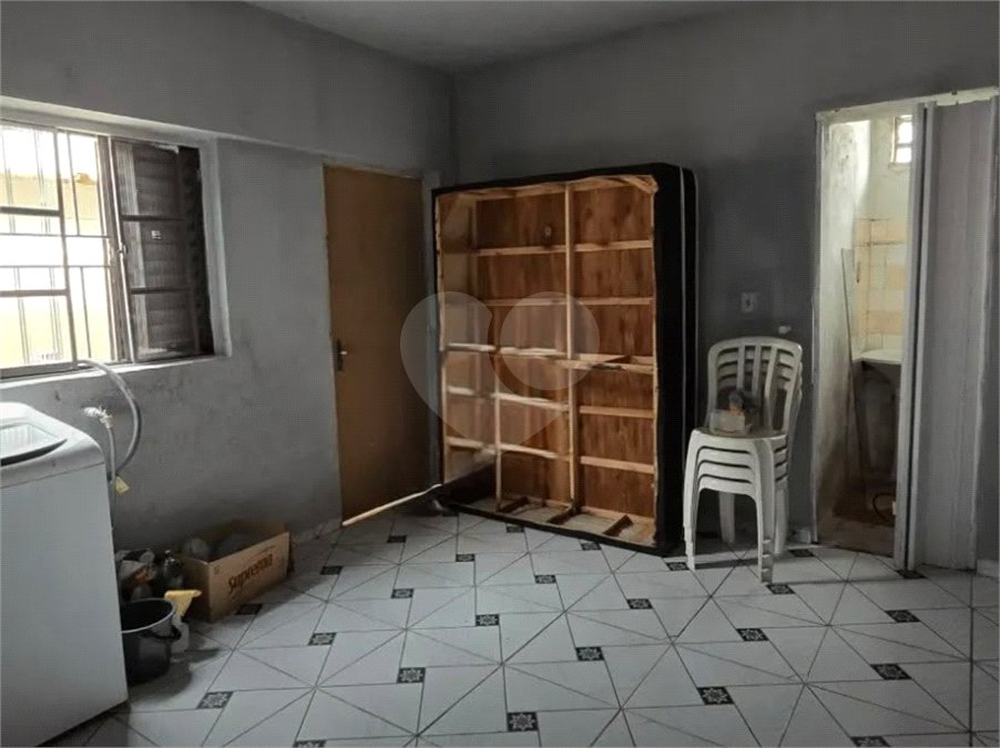 Casa à venda com 3 quartos em Vila Bela Flor, Mogi das Cruzes, SP