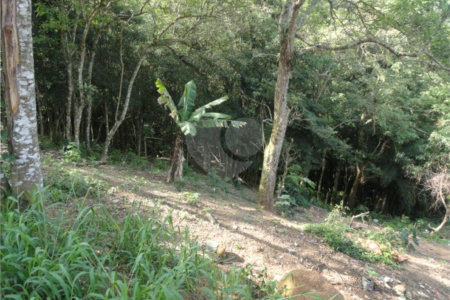 Terreno à venda em Samambaia, Mairiporã, SP