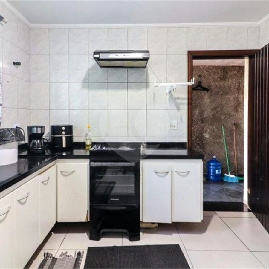Sobrado à venda com 3 quartos, sendo 1 suíte, em Jardim Bonfiglioli, São Paulo, SP