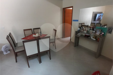 Sobrado à venda com 3 quartos, sendo 1 suíte,  em Jardim Nathalie, Mogi das Cruzes, SP