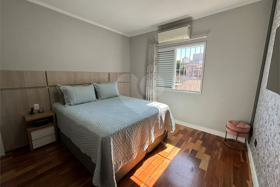 Casa à venda com 3 quartos, sendo 1 suíte, no condomínio Mira Estrela, São Paulo - SP