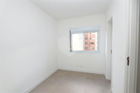 Apartamento à venda com 2 quartos em Vila Suzana, São Paulo, SP