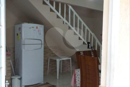 Casa à venda com 2 suítes no condomínio Campo Lindo, Rio de Janeiro - RJ
