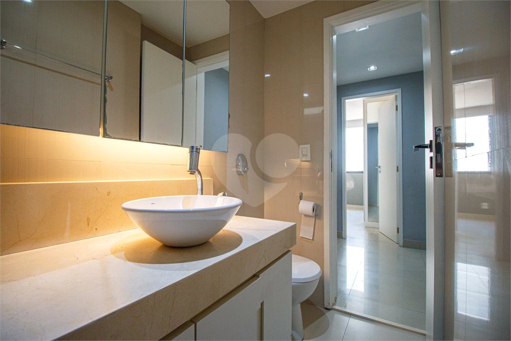 Apartamento à venda com 3 quartos, sendo 1 suíte, em Tijuca, Rio de Janeiro, RJ