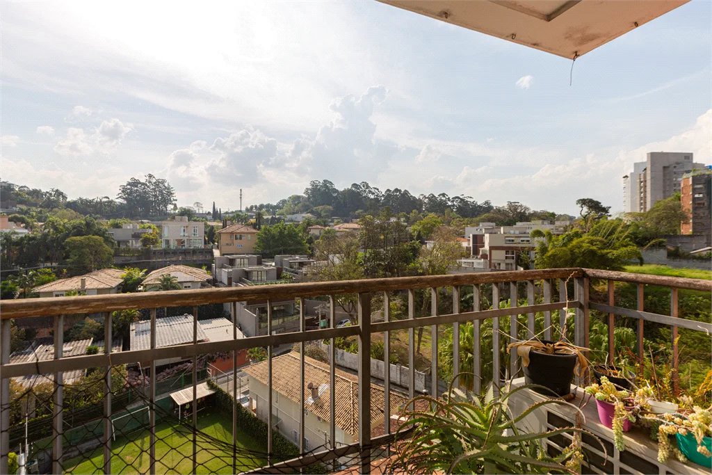Apartamento à venda com 4 quartos, sendo 3 suítes,  em Real Parque, São Paulo, SP