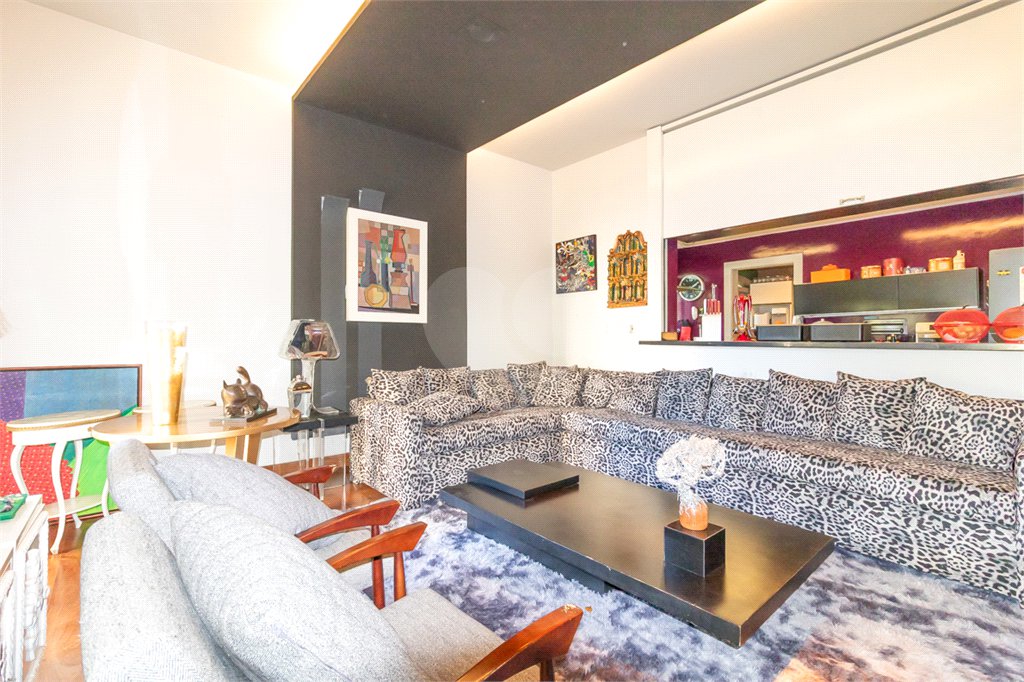 Casa à venda ou para alugar com 3 quartos, sendo 1 suíte, em Butantã, São Paulo, SP