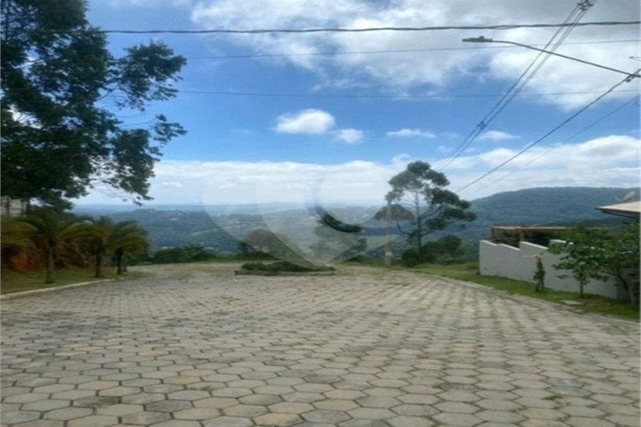 Terreno à venda no condomínio Águas de São Pedro, Mairiporã - SP