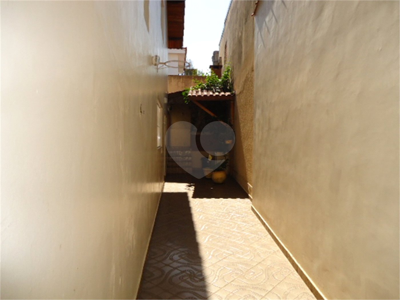 Sobrado à venda com 3 quartos, sendo 1 suíte, em Jardim Peri, São Paulo, SP