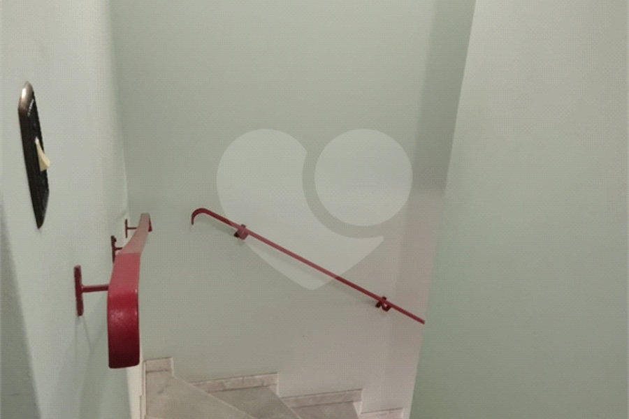 Sobrado à venda com 3 quartos em Vila Irmãos Arnoni, São Paulo, SP