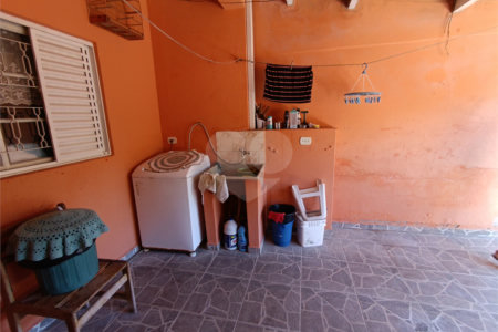 Casa à venda com 2 quartos em Jardim Maria Trindade, São Roque, SP