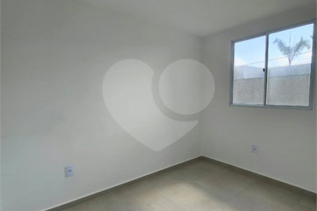 Apartamento para alugar com 2 quartos, sendo 1 suíte, em Nova São Pedro, São Pedro da Aldeia, RJ