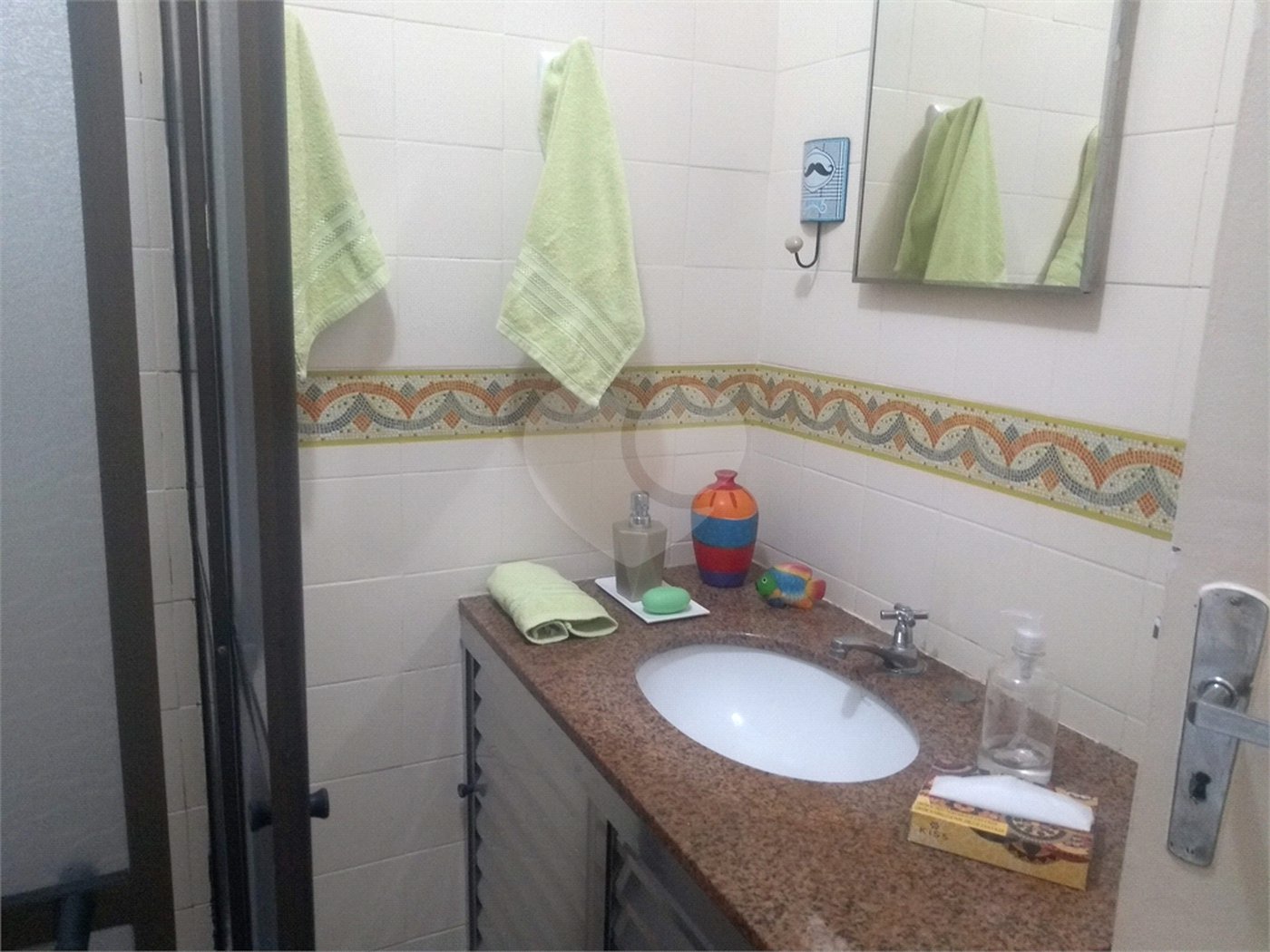Apartamento à venda com 3 quartos, sendo 1 suíte,  no Centro, Mogi das Cruzes, SP