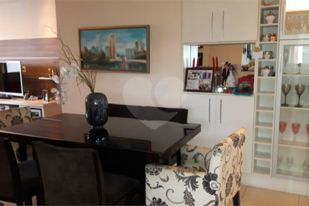 Apartamento à venda com 2 quartos, sendo 1 suíte, em Vila Andrade, São Paulo, SP