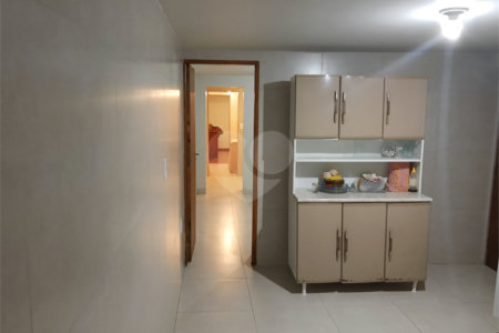 Sobrado à venda com 3 quartos, sendo 1 suíte, em Jardim Helga, São Paulo, SP