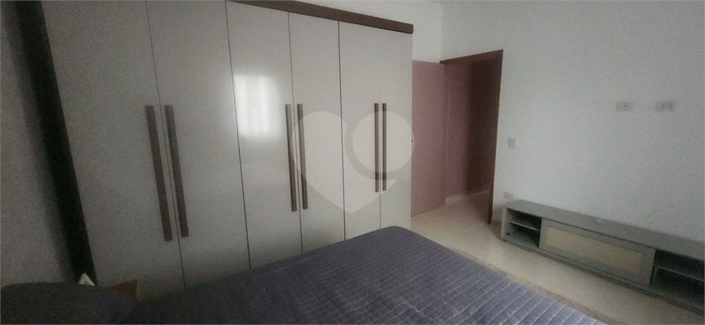 Casa à venda com 2 quartos no condomínio Uirapuru, Bom Jesus dos Perdões - SP