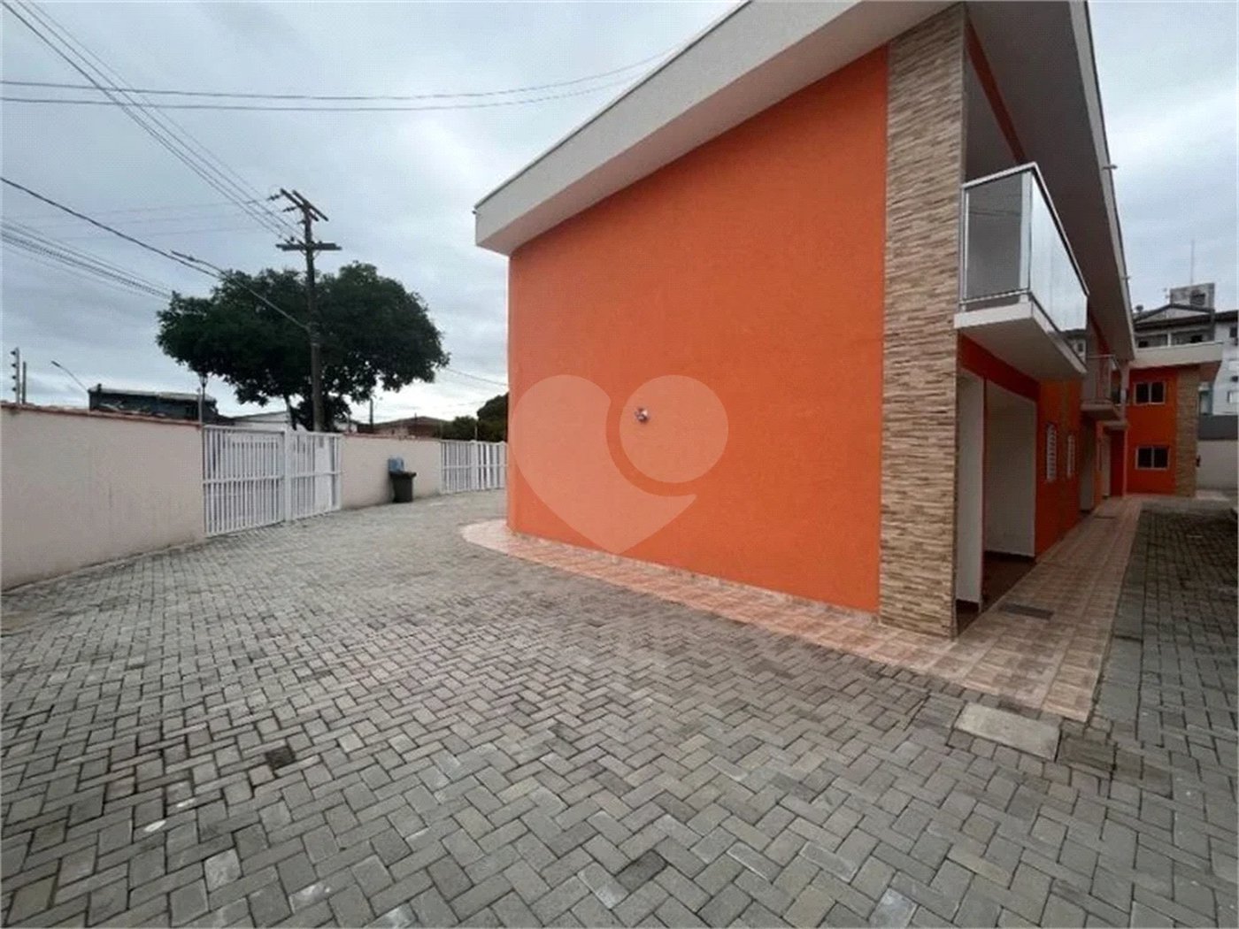 Apartamento à venda com 2 quartos em Indaiá, Bertioga, SP