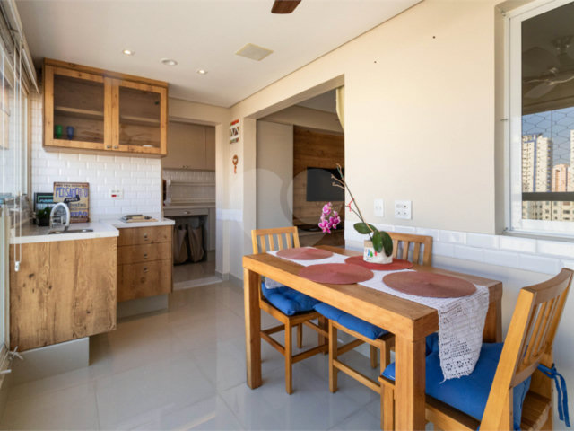 Apartamento à venda com 2 quartos, sendo 1 suíte,  em Vila Santa Catarina, São Paulo, SP