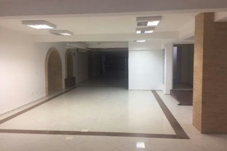 Prédio Comercial de Grande Porte no Centro Histórico de Santos para Venda Ou Aluguel