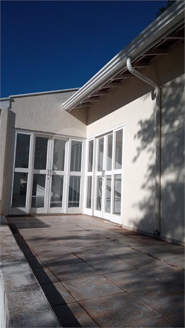 Casa à venda com 5 quartos, sendo 3 suítes,  no condomínio Estância Marambaia, Vinhedo - SP