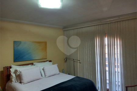 Sobrado à venda com 3 quartos, sendo 1 suíte,  em Santa Teresinha, São Paulo, SP