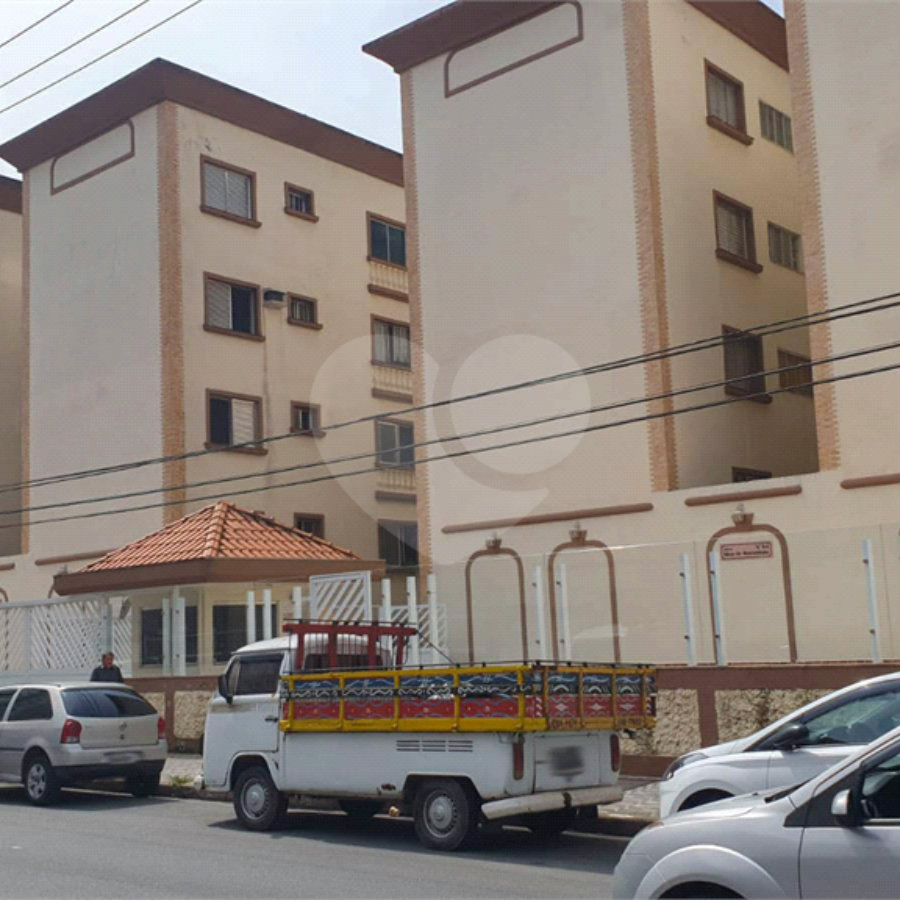 Apartamento à venda com 2 quartos em Guilhermina, Praia Grande, SP