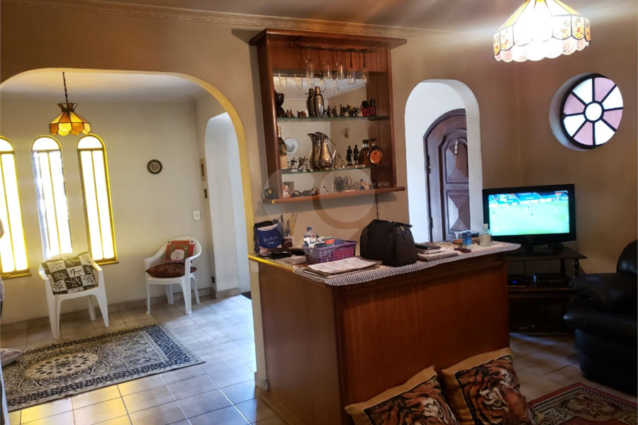 Sobrado à venda com 4 quartos em Santana, São Paulo, SP