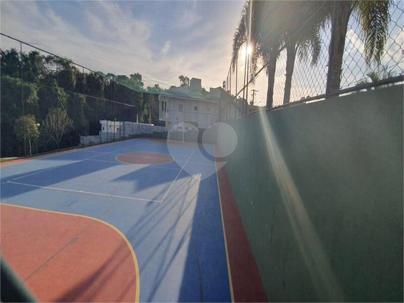Casa à venda com 4 quartos, sendo 2 suítes, no condomínio Terras de Santa Adélia, Vargem Grande Paulista - SP