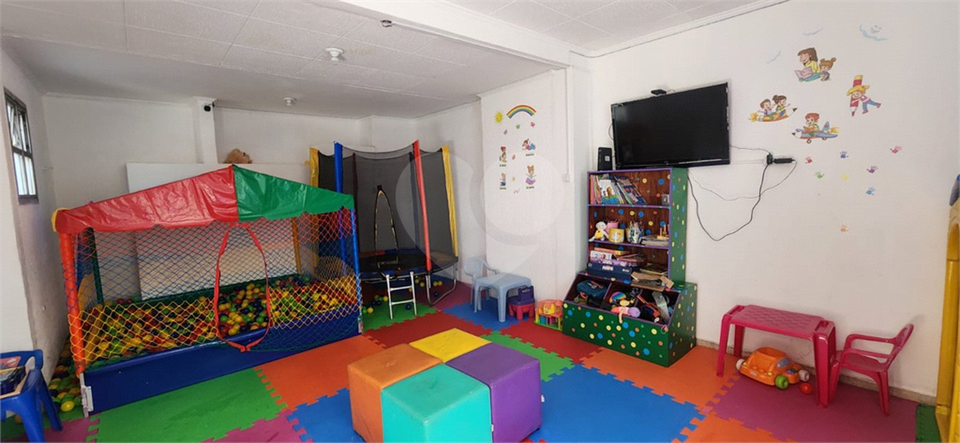 Apartamento à venda com 2 quartos, sendo 1 suíte,  em Vila Regente Feijó, São Paulo, SP