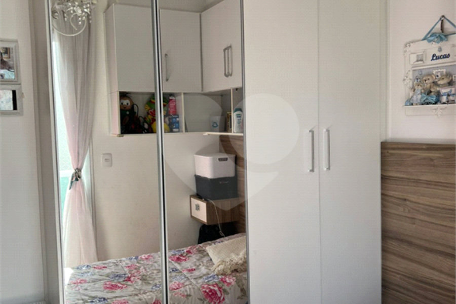 Casa à venda com 2 suítes no condomínio Independence, São Paulo - SP