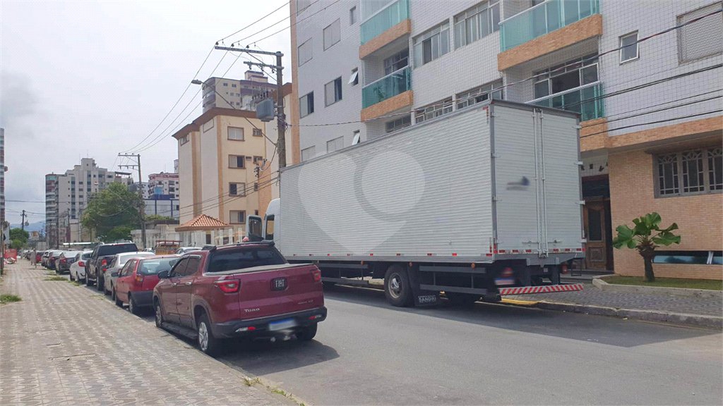 Apartamento à venda com 2 quartos em Guilhermina, Praia Grande, SP