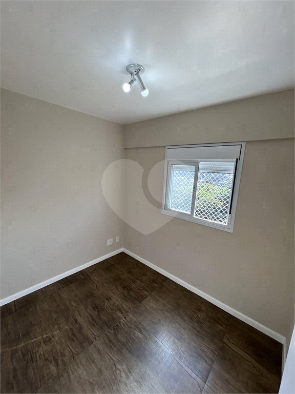 Apartamento à venda com 3 quartos, sendo 1 suíte, em Jardim Umarizal, São Paulo, SP