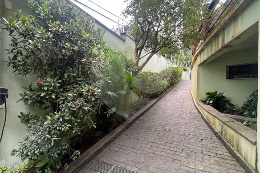 Sobrado à venda com 3 suítes em Tremembé, São Paulo, SP