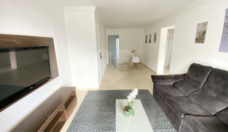 Apartamento à venda com 3 quartos, sendo 1 suíte,  em Campo Belo, São Paulo, SP