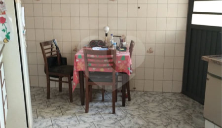 Casa Térrea à venda com 2 quartos, sendo 1 suíte, em Jardim Alvinópolis, Atibaia, SP