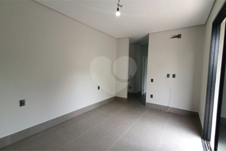 Casa à venda com 4 suítes no condomínio Residencial San Vitale, Bragança Paulista - SP