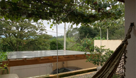 Casa à venda com 2 quartos, sendo 1 suíte,  em Jundiaizinho (terra Preta), Mairiporã, SP