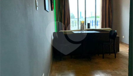 Sobrado à venda com 3 quartos, sendo 1 suíte,  em Vila do Castelo, São Paulo, SP