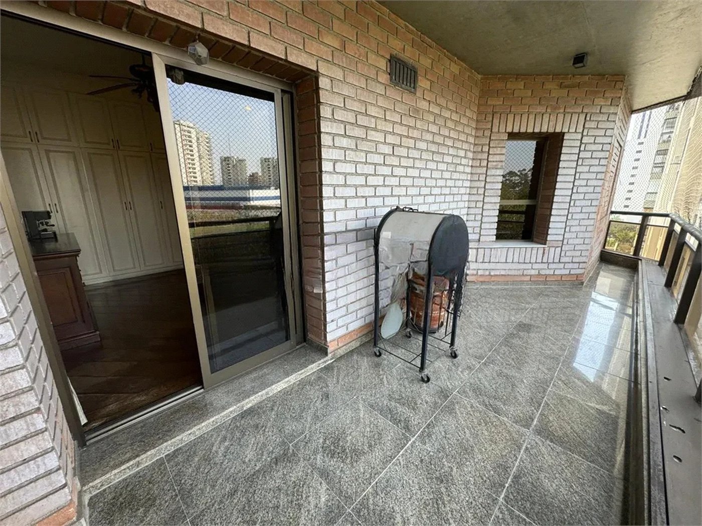 Apartamento à venda com 4 quartos, sendo 2 suítes, em Vila Suzana, São Paulo, SP