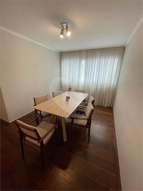 Apartamento à venda com 3 quartos, sendo 1 suíte,  em Vila Olímpia, São Paulo, SP