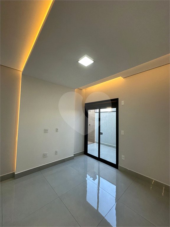 Casa à venda com 3 quartos, sendo 1 suíte, no condomínio Park Gran Reserve, Indaiatuba - SP