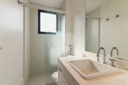 Apartamento à venda com 3 quartos, sendo 2 suítes,  em Vila Progredior, São Paulo, SP