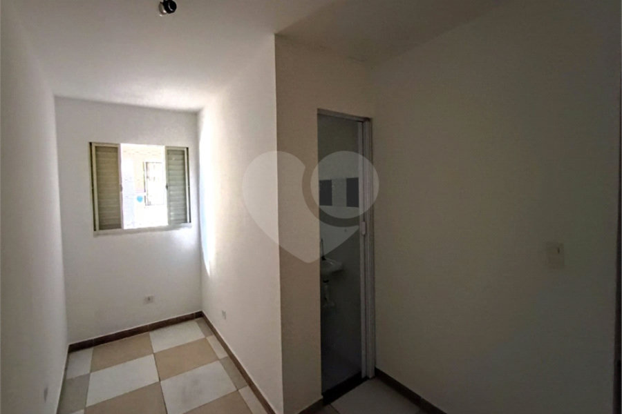 Casa para alugar com 1 quarto no condomínio Cond R Claudio Rodrigues Lopes, São Paulo - SP