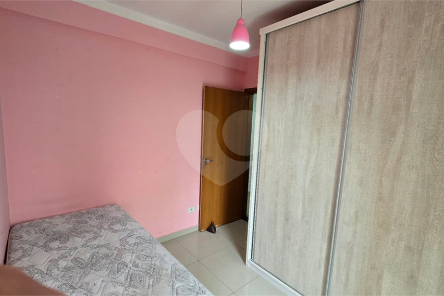 Sobrado à venda com 3 quartos, sendo 1 suíte, em Vila Clarice, São Paulo, SP