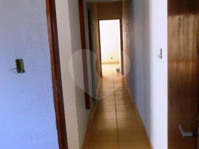 Sobrado à venda com 3 quartos, sendo 1 suíte,  em Parque Continental, Guarulhos, SP