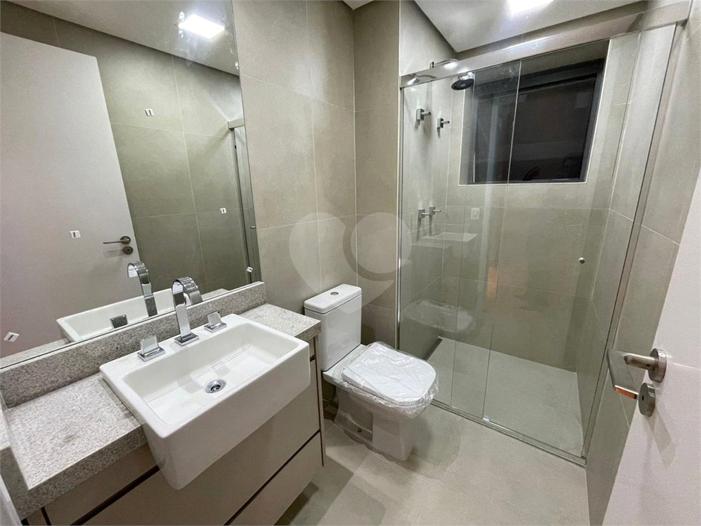 Apartamento para alugar com 2 suítes em Jardim Morumbi, São Paulo, SP