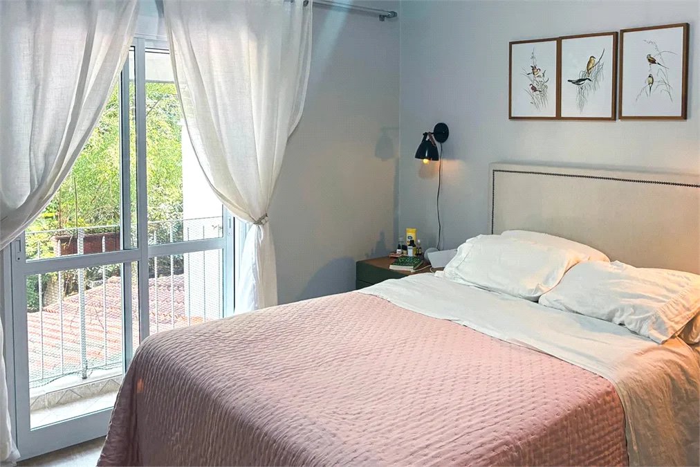 Casa à venda com 2 quartos, sendo 2 suítes, em Morumbi, São Paulo - SP