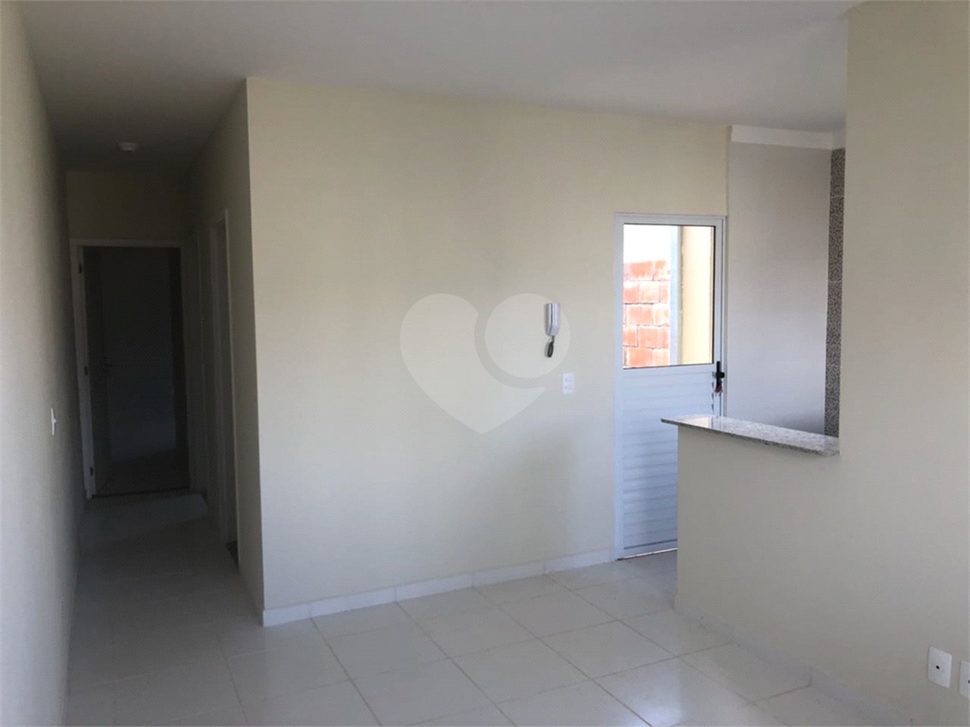 Casa térrea no Condomínio Bosques dos Jatobás