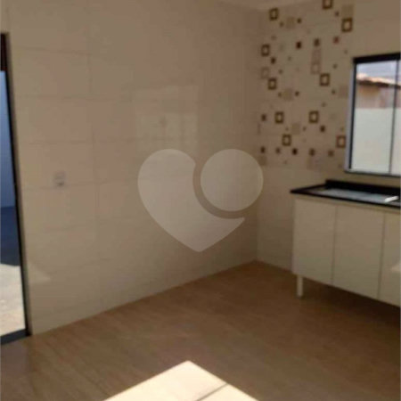 Casa térrea em Araraquara/SP.